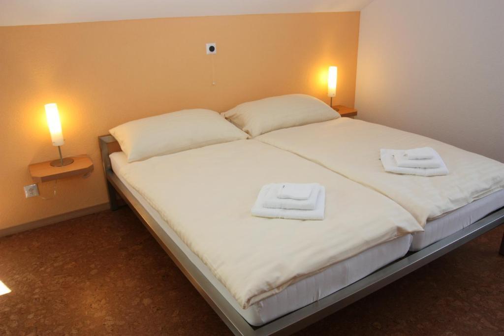 Hotel Speiserestaurant Bahnhof Guttingen ห้อง รูปภาพ