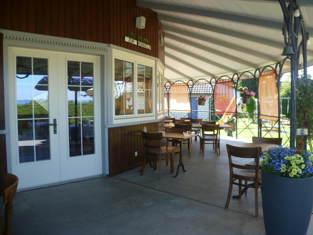 Hotel Speiserestaurant Bahnhof Guttingen ภายนอก รูปภาพ